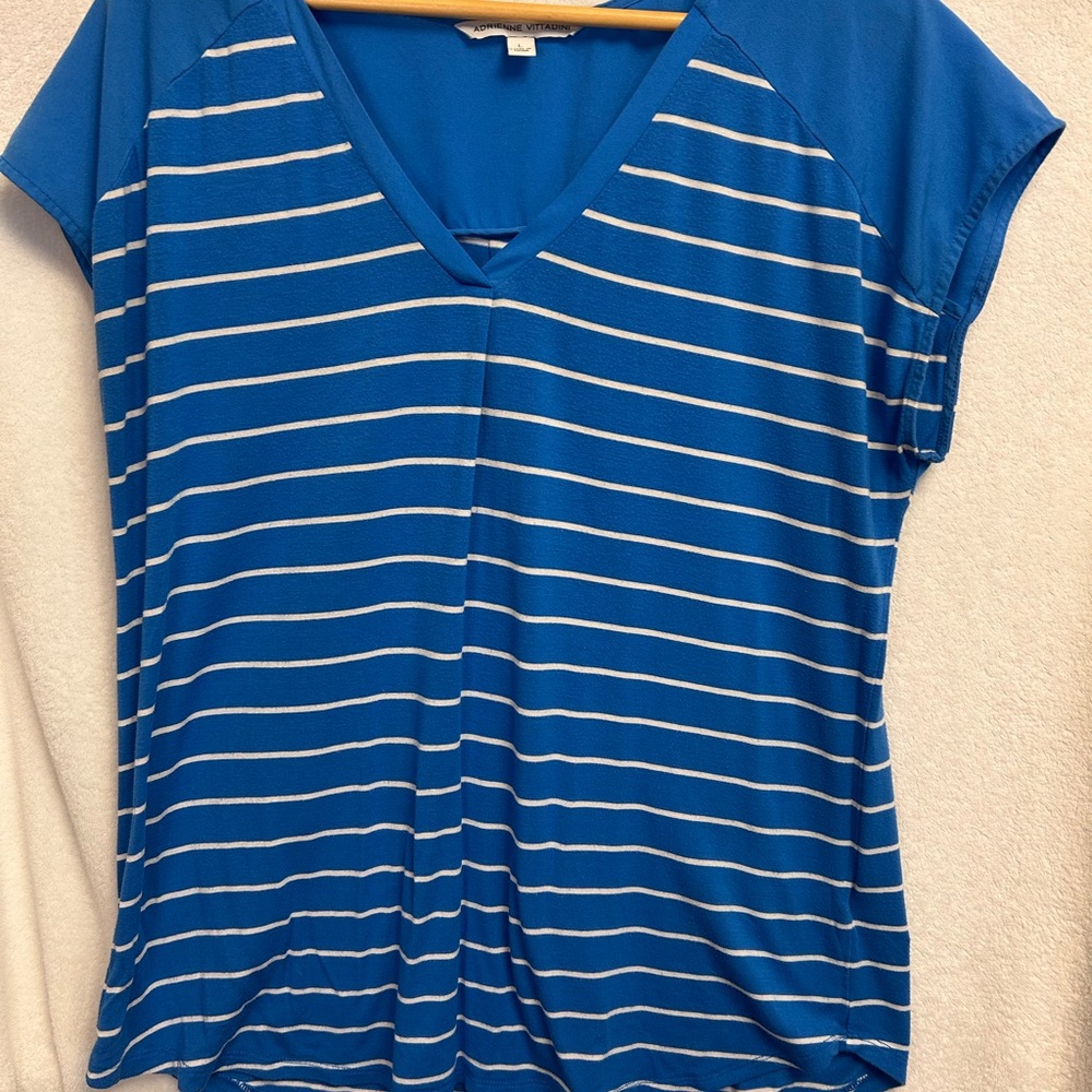 Adrienne Vittadini Blue and White Striped V-Neck Top